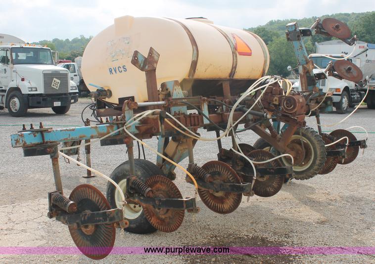 image for item C2654 John Blue nine row liquid toolbar applicator