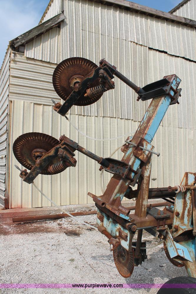 image for item C2654 John Blue nine row liquid toolbar applicator