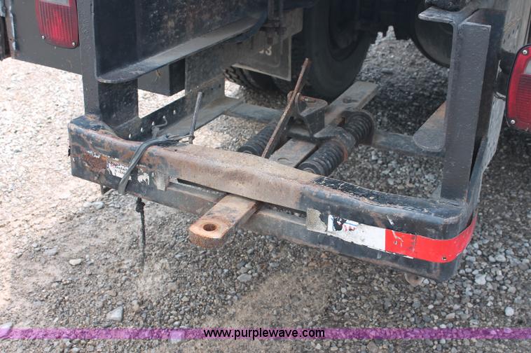 image for item C2660 1989 Ford LN8000F flatbed truck