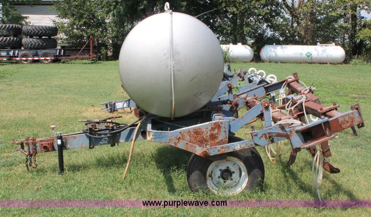 image for item C2670 John Deere liquid applicator