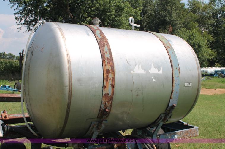 image for item C2670 John Deere liquid applicator