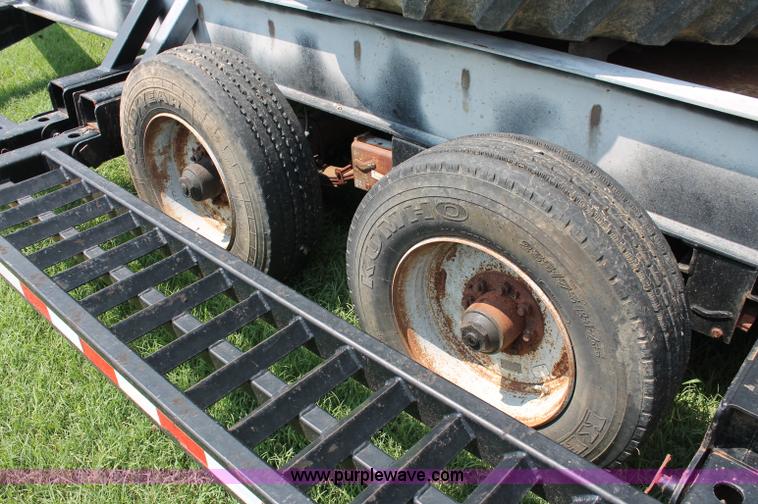 image for item C2672 B & B 20' sprayer trailer