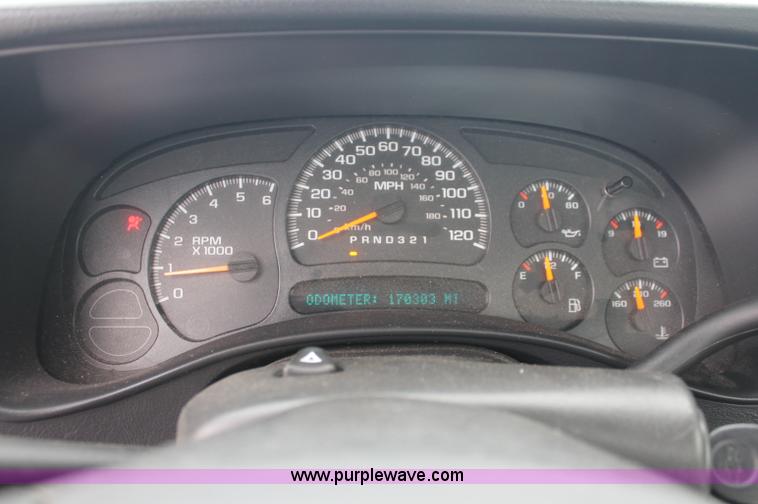 image for item C2675 2007 Chevrolet Silverado 1500 LS Classic pickup truck