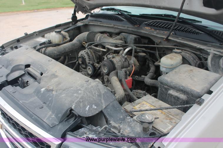 image for item C2675 2007 Chevrolet Silverado 1500 LS Classic pickup truck