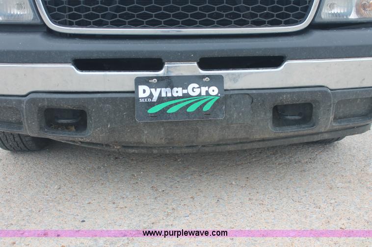 image for item C2675 2007 Chevrolet Silverado 1500 LS Classic pickup truck