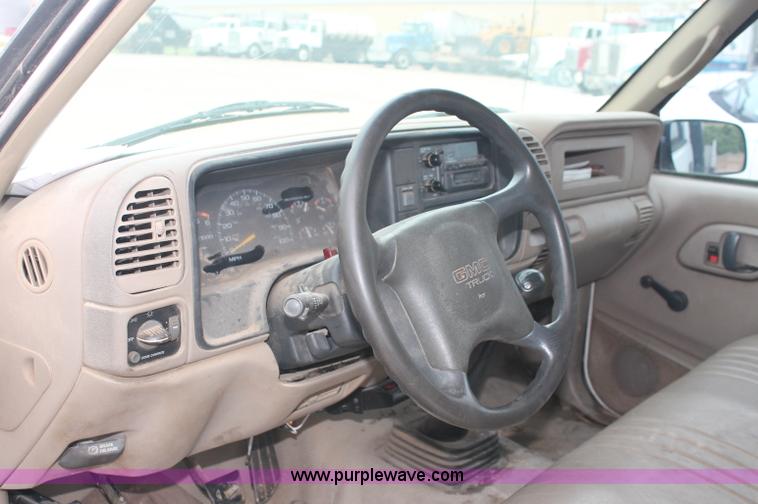 image for item C2679 1997 GMC Sierra 3500 flatbed pickup truck