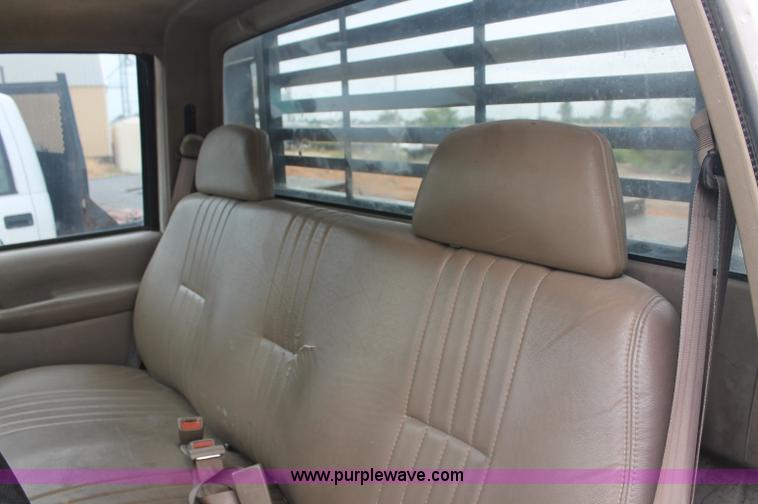 image for item C2679 1997 GMC Sierra 3500 flatbed pickup truck