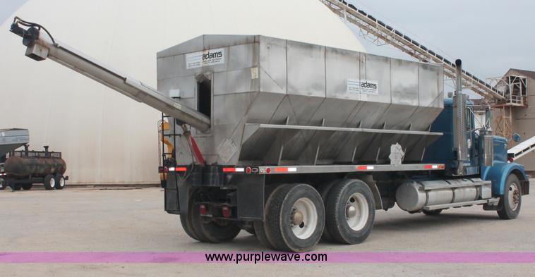 image for item C2680 1995 Western Star 4964F fertilizer tender truck
