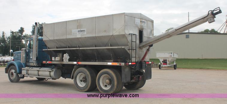 image for item C2680 1995 Western Star 4964F fertilizer tender truck