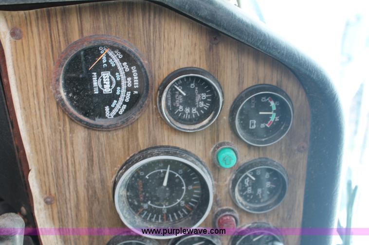 image for item C2680 1995 Western Star 4964F fertilizer tender truck