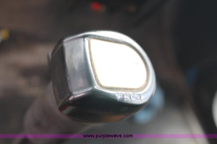 image for item C2680 1995 Western Star 4964F fertilizer tender truck