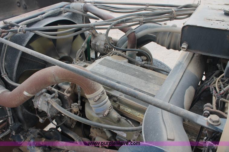 image for item C2680 1995 Western Star 4964F fertilizer tender truck