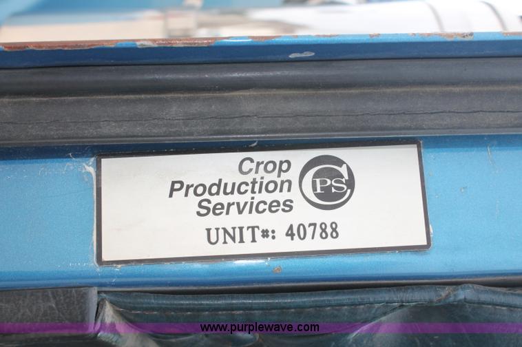 image for item C2680 1995 Western Star 4964F fertilizer tender truck