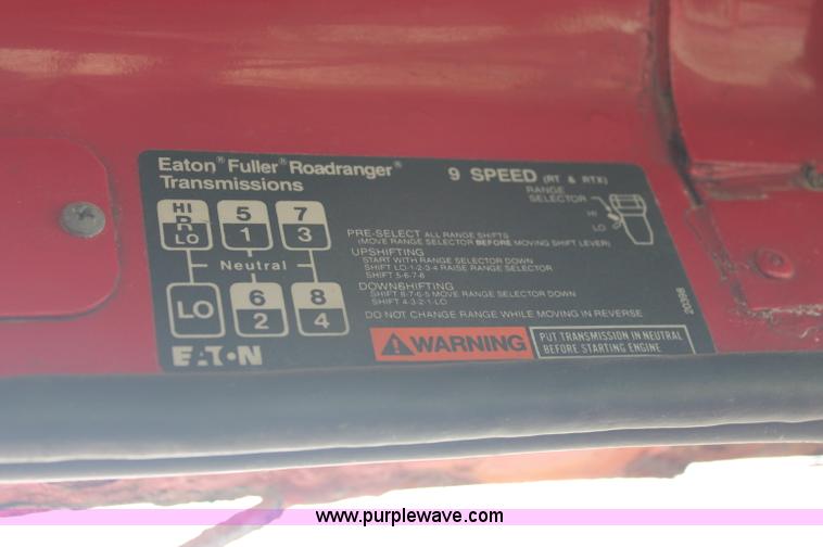 image for item C2681 1991 Volvo White GMC Aero WCA fertilizer tender truck