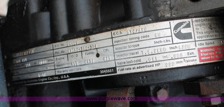 image for item C2684 1988 Peterbilt 377 semi truck