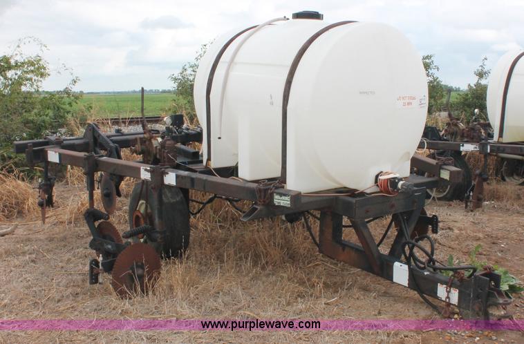 image for item C2685 1996 Adams nine shank liquid applicator