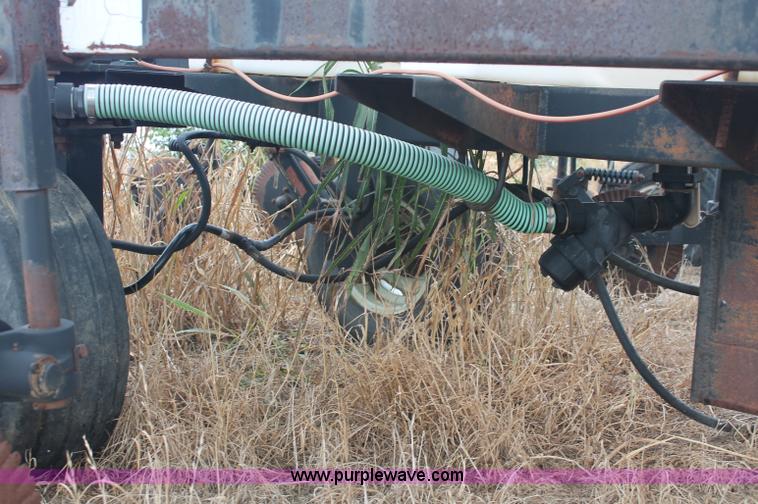 image for item C2685 1996 Adams nine shank liquid applicator