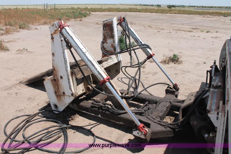 image for item C2701 1979 Waldon D-1454 hydraulic dozer blade