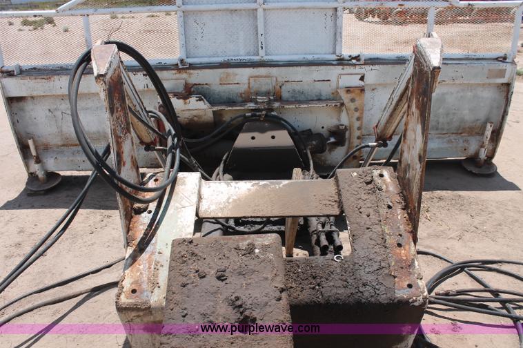 image for item C2701 1979 Waldon D-1454 hydraulic dozer blade