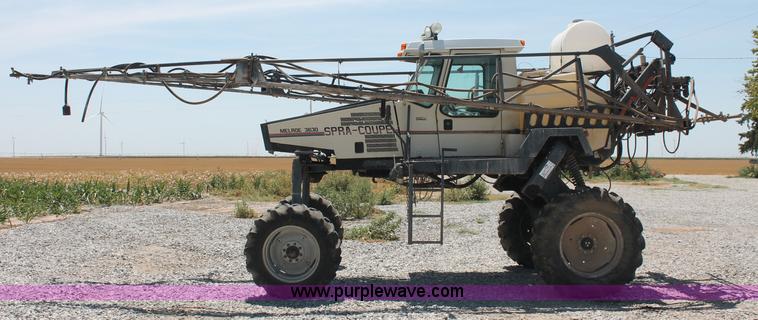 image for item C2723 1992 Melroe 3630 SpraCoupe self propelled sprayer