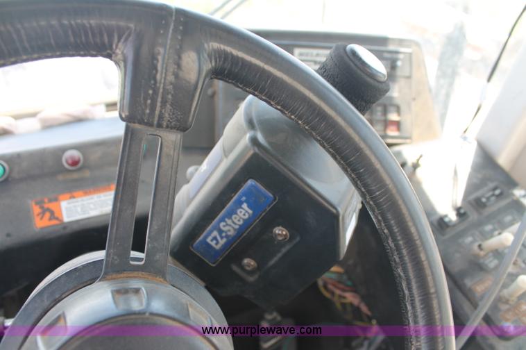 image for item C2723 1992 Melroe 3630 SpraCoupe self propelled sprayer