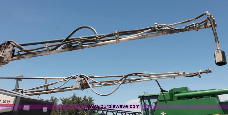 image for item C2723 1992 Melroe 3630 SpraCoupe self propelled sprayer