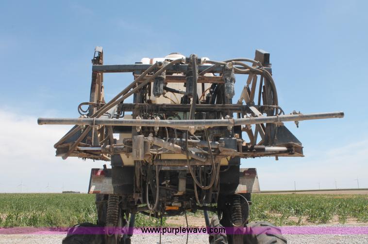 image for item C2723 1992 Melroe 3630 SpraCoupe self propelled sprayer