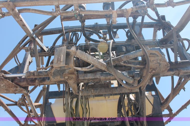 image for item C2723 1992 Melroe 3630 SpraCoupe self propelled sprayer