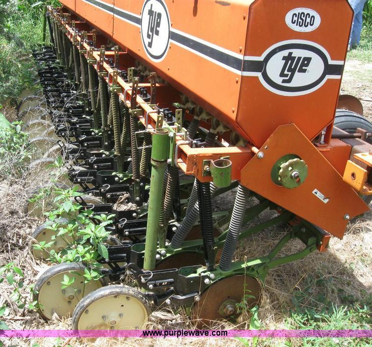 image for item C2724 Tye 30 row drill