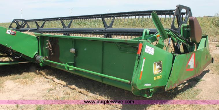 image for item C2725 John Deere 930 30' flex header