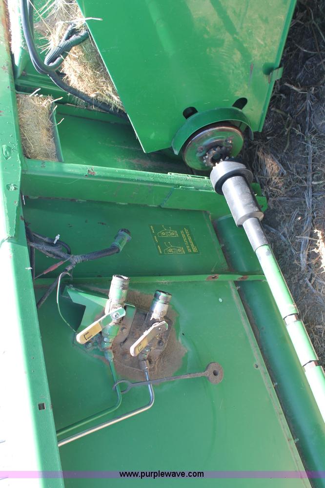 image for item C2725 John Deere 930 30' flex header