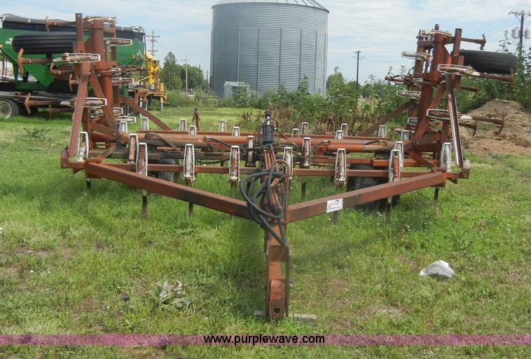 image for item D4400 23' field cultivator