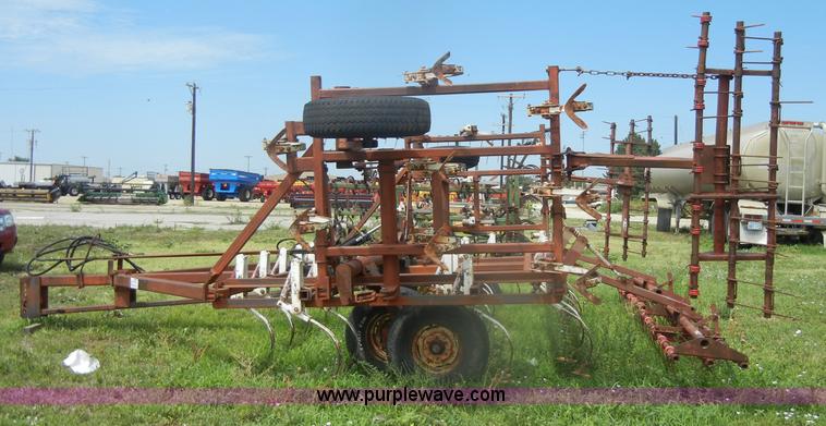 image for item D4400 23' field cultivator