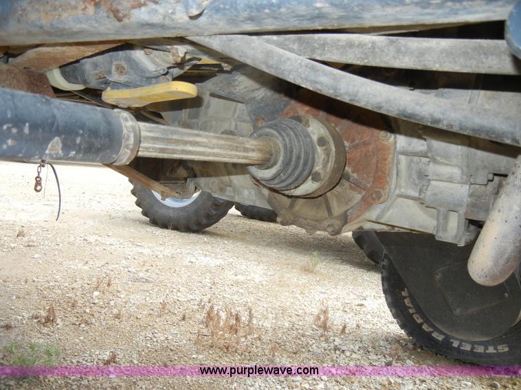 image for item D4401 1993 Melroe SpraCoupe 220 self propelled sprayer