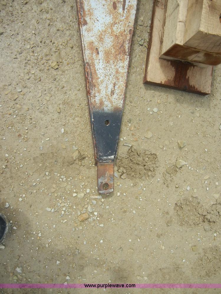 image for item D4401 1993 Melroe SpraCoupe 220 self propelled sprayer