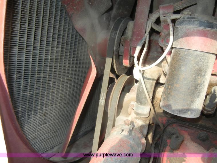 image for item D4406 1966 International Farmall 656 tractor