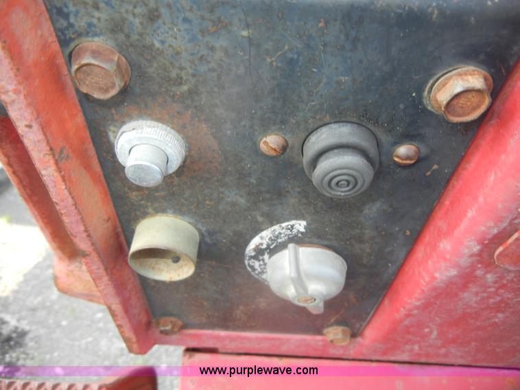 image for item D4406 1966 International Farmall 656 tractor