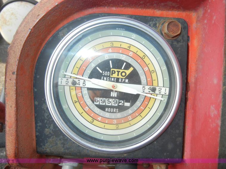 image for item D4406 1966 International Farmall 656 tractor
