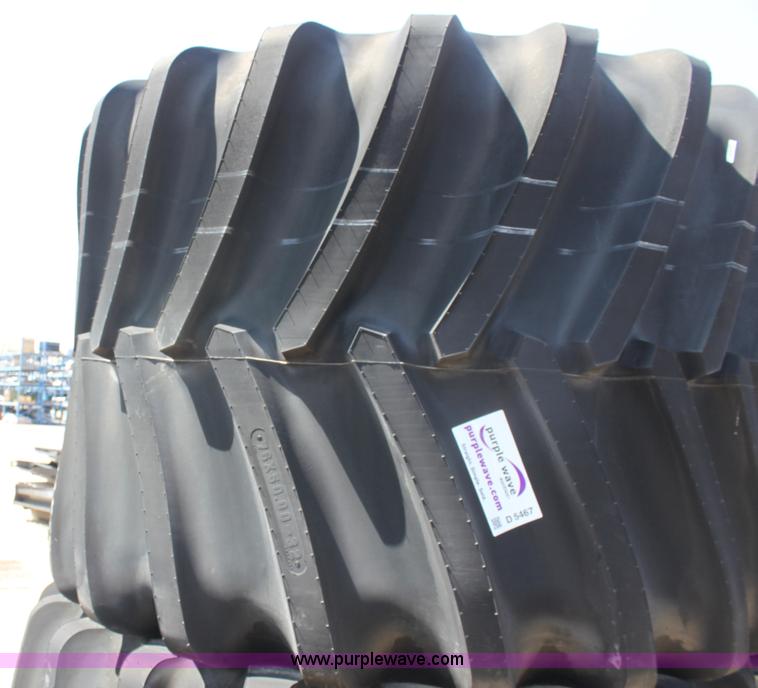 image for item D5467 (2) Firestone Flotation 76x50-32 tires