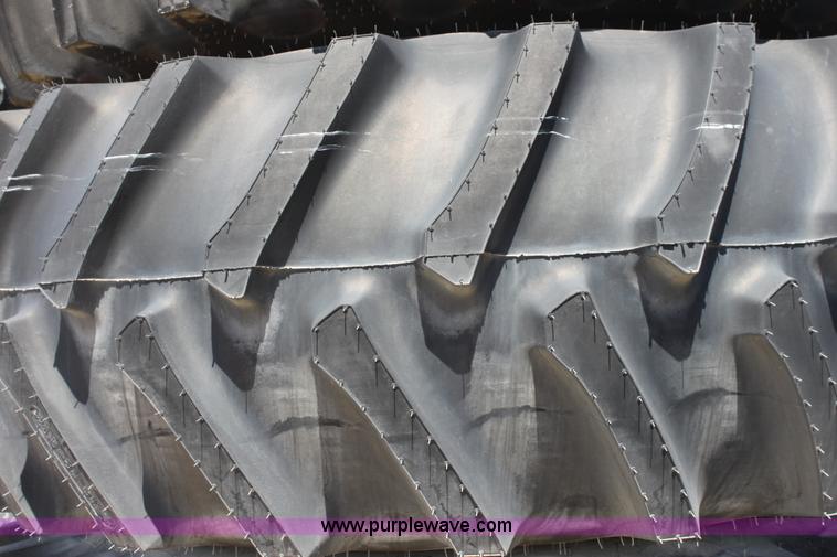 image for item D5468 (4) Firestone Super all Traction 24.5-32 tires