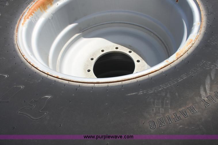 image for item D5471 (4) Firestone Super all Traction 24.5-32 tires