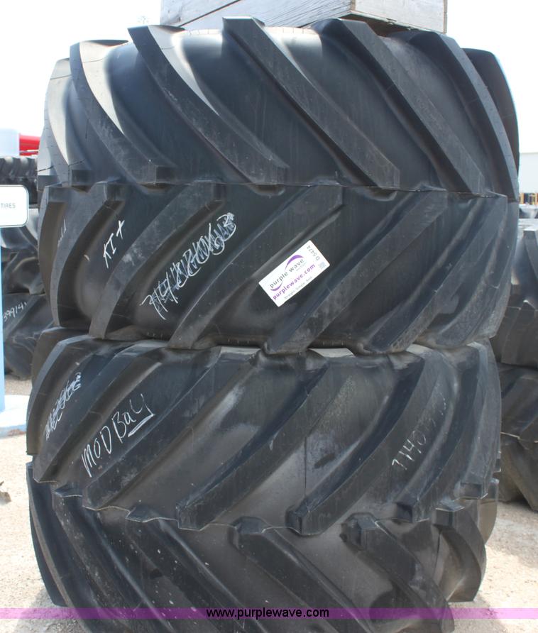 image for item D5474 (2) Michelin Mega X 1050/50R32 tires