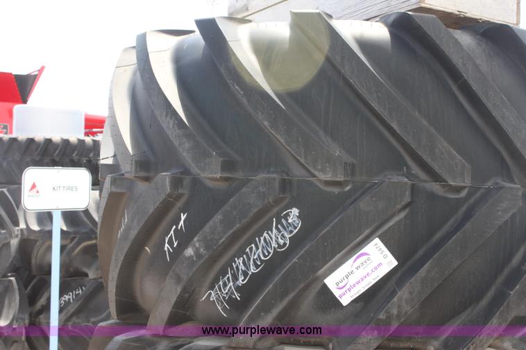 image for item D5474 (2) Michelin Mega X 1050/50R32 tires