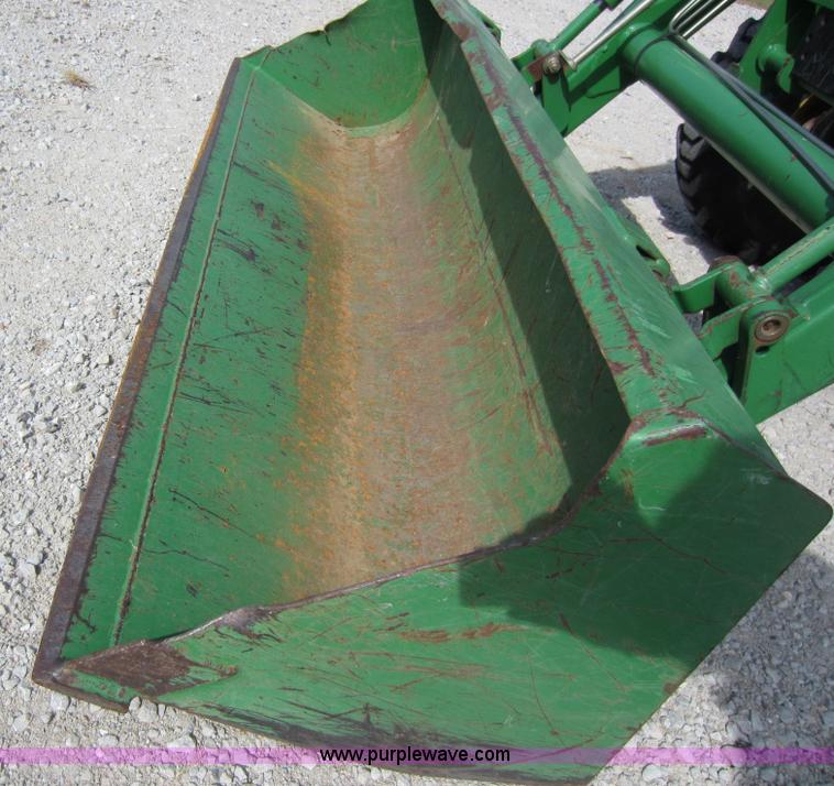 image for item D5593 2006 John Deere 4720 MFWD tractor