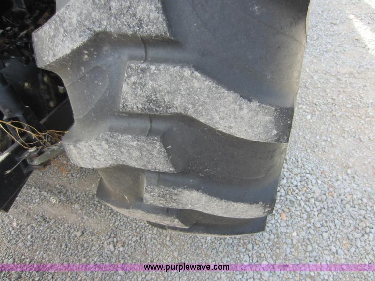 image for item D5593 2006 John Deere 4720 MFWD tractor