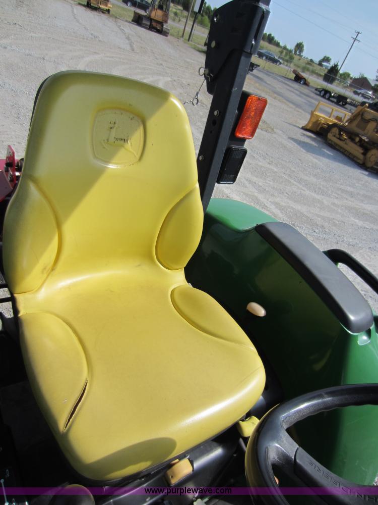 image for item D5593 2006 John Deere 4720 MFWD tractor