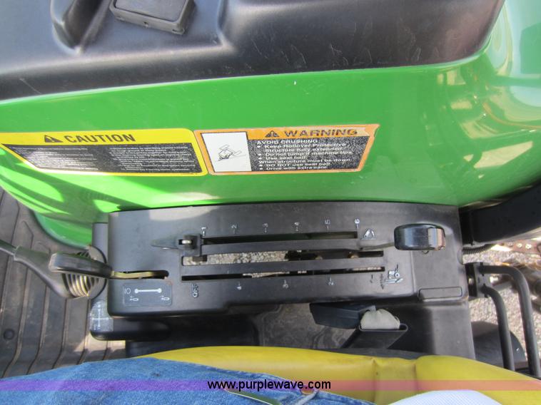 image for item D5593 2006 John Deere 4720 MFWD tractor