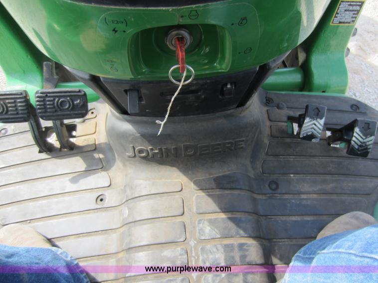 image for item D5593 2006 John Deere 4720 MFWD tractor