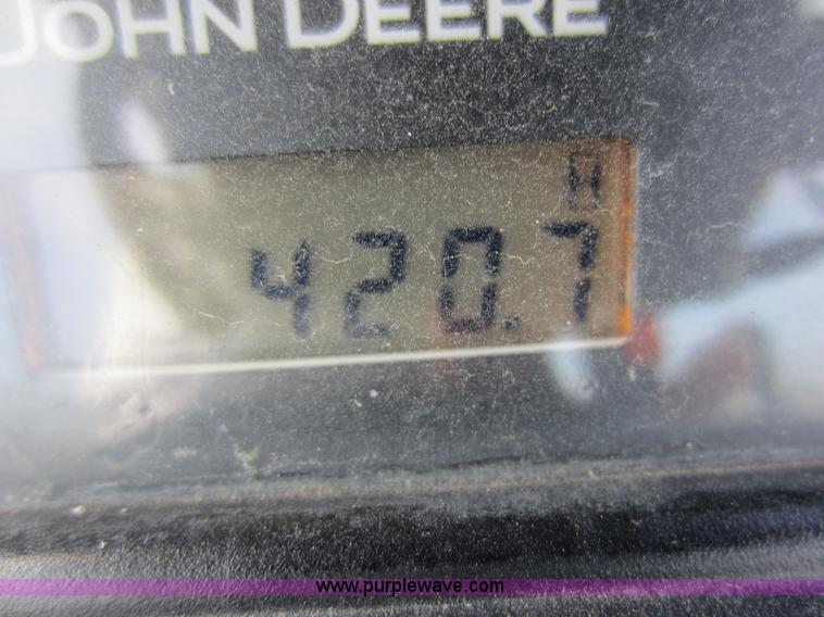 image for item D5593 2006 John Deere 4720 MFWD tractor