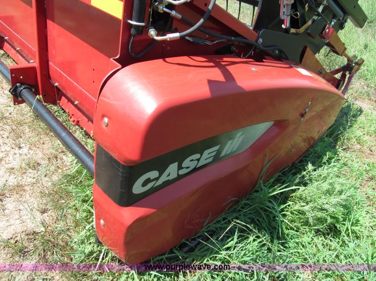 image for item E2001 2006 Case IH 2020 30' flex header